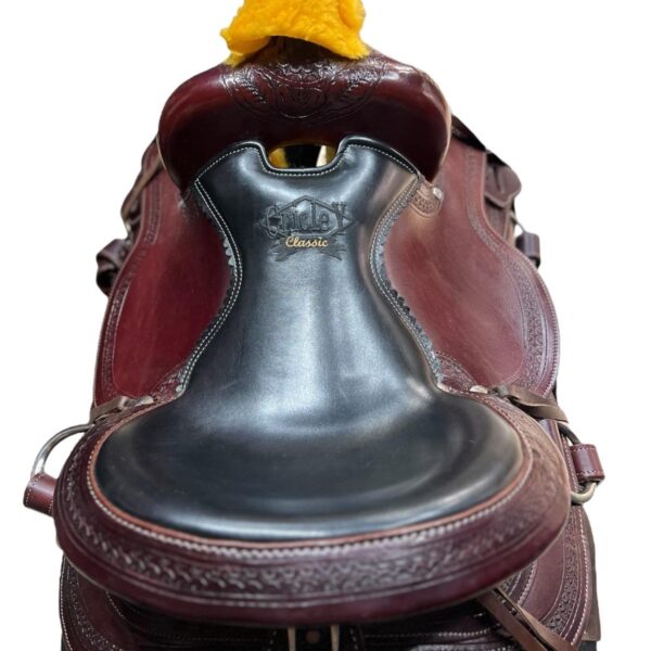 אוכף לסוס cy